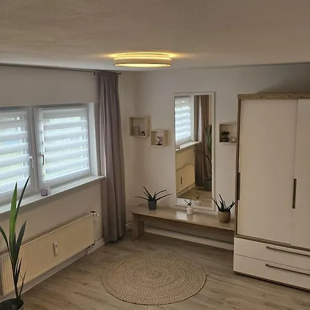 2 Mit Terrasse 艾谢德